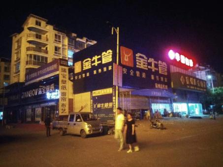 四点告诉你会泽市场门头招牌设计的重要性！